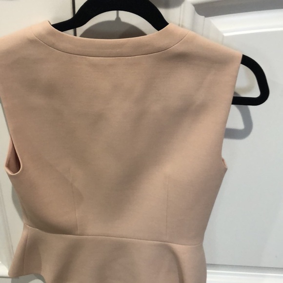 BCBGMAXAZRIA zip up top/vest - Picture 2 of 3